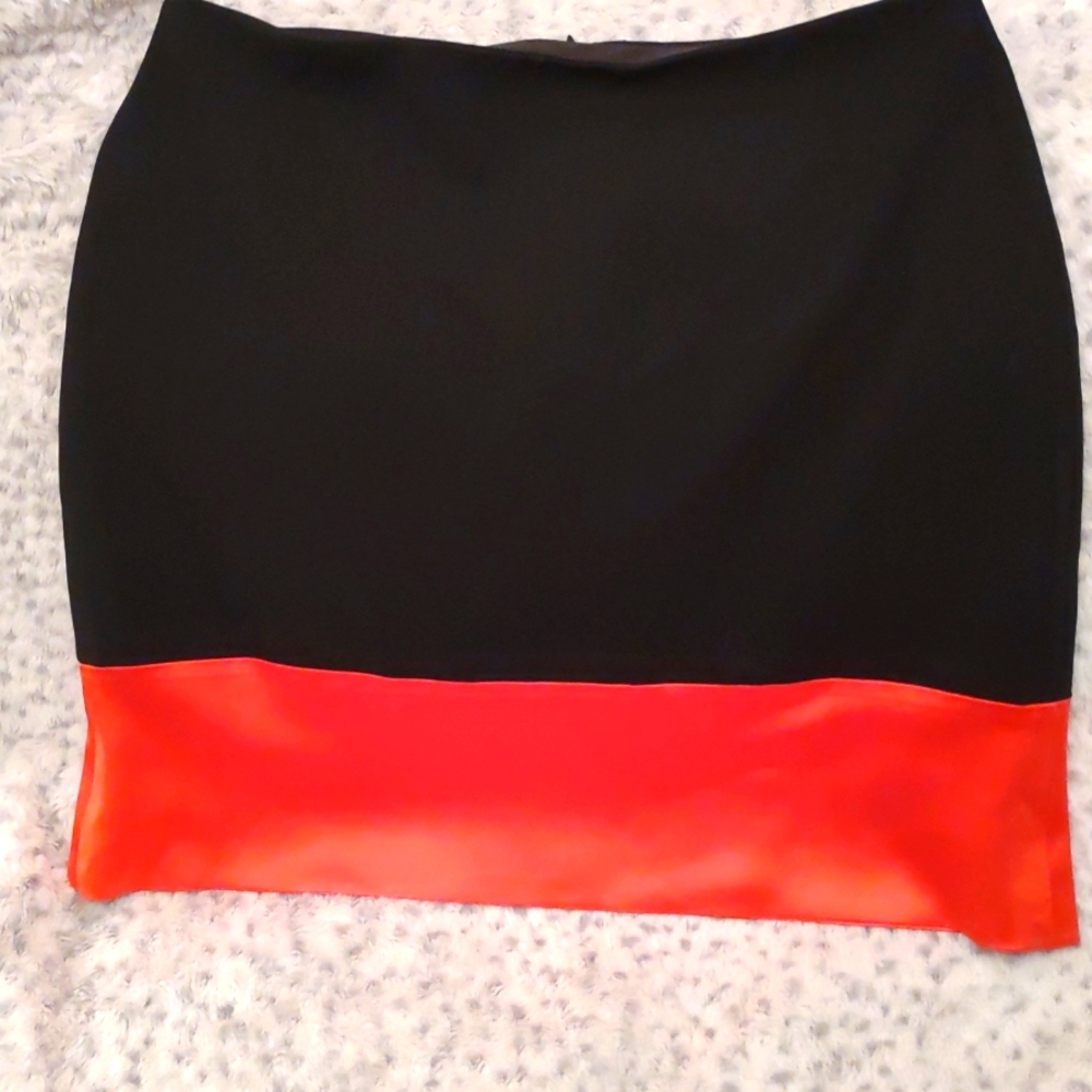 Ladies Skirt